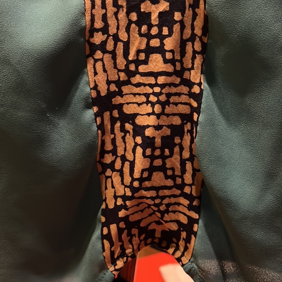 THML Top - Picture 3 of 7